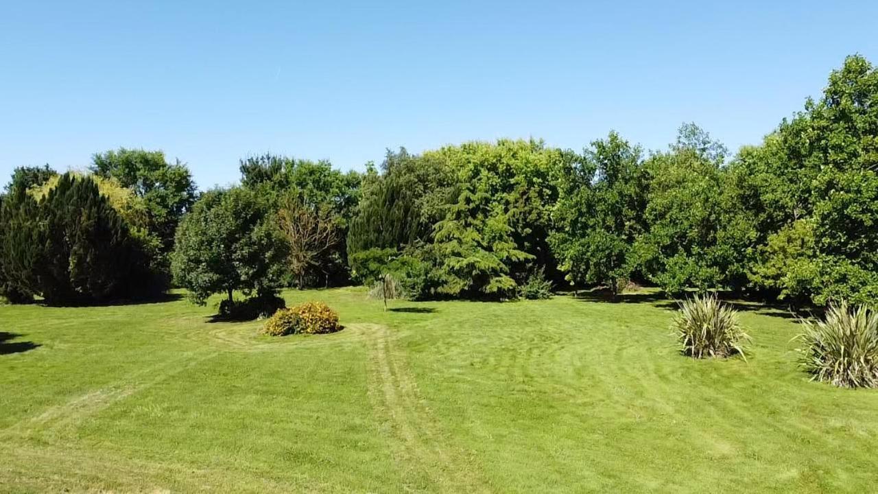 Le Gite De La Riviere - Samatan Bagian luar foto